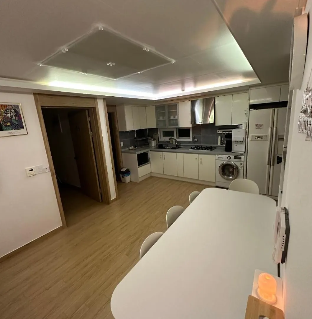 Villa Hongdae T House Seúl