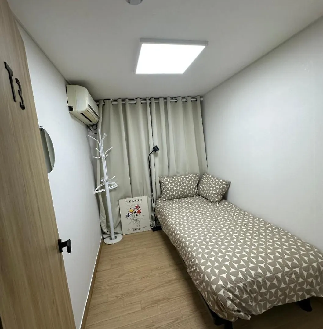 Villa Hongdae T House Seoul