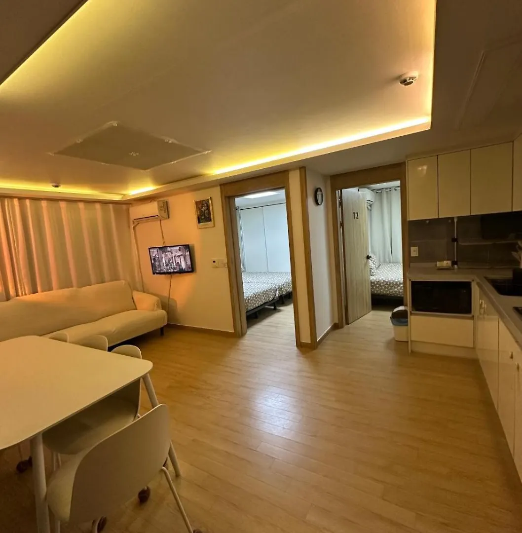 הוילה סיאול Hongdae T House