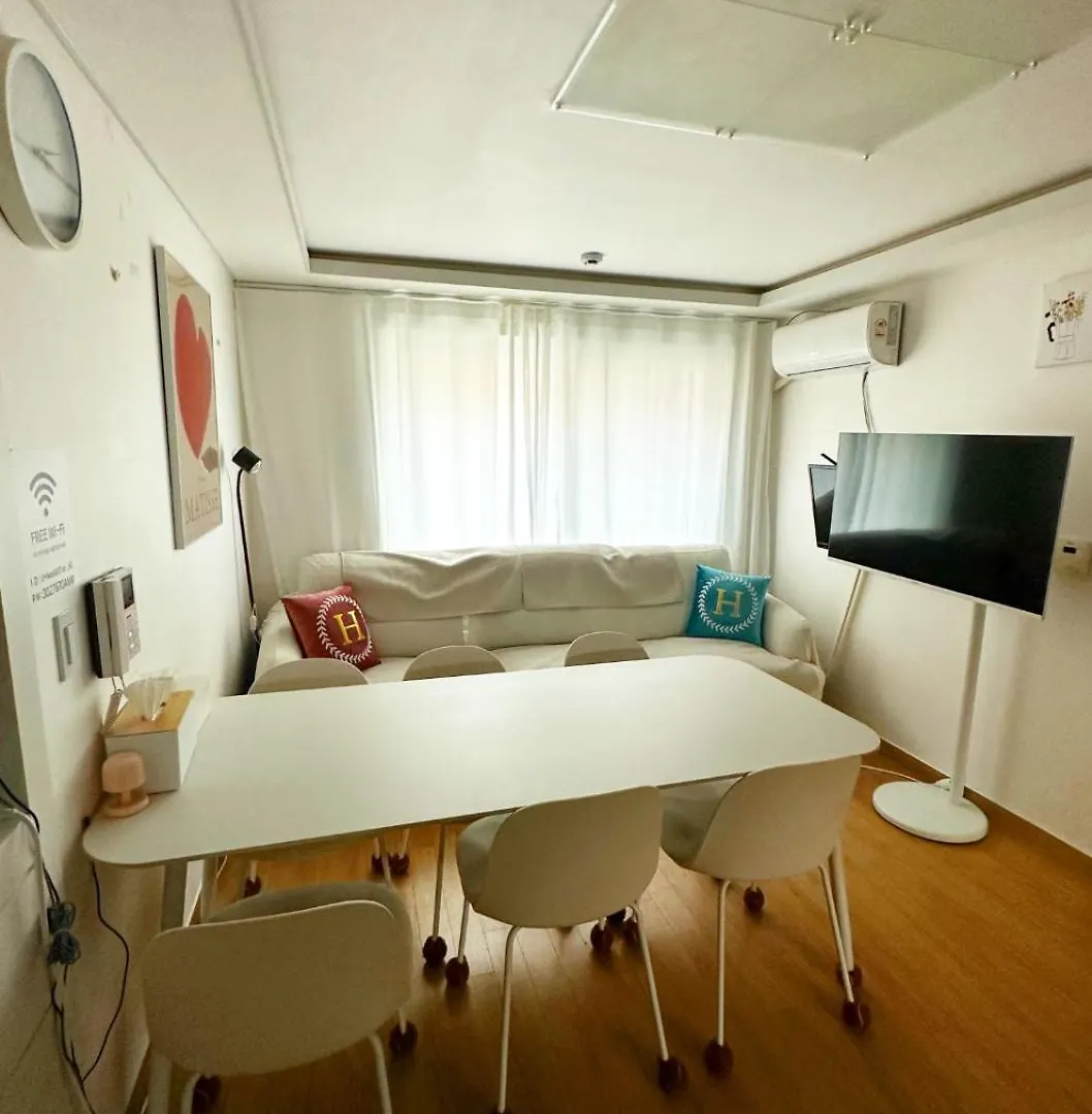 Villa Hongdae T House Seoul